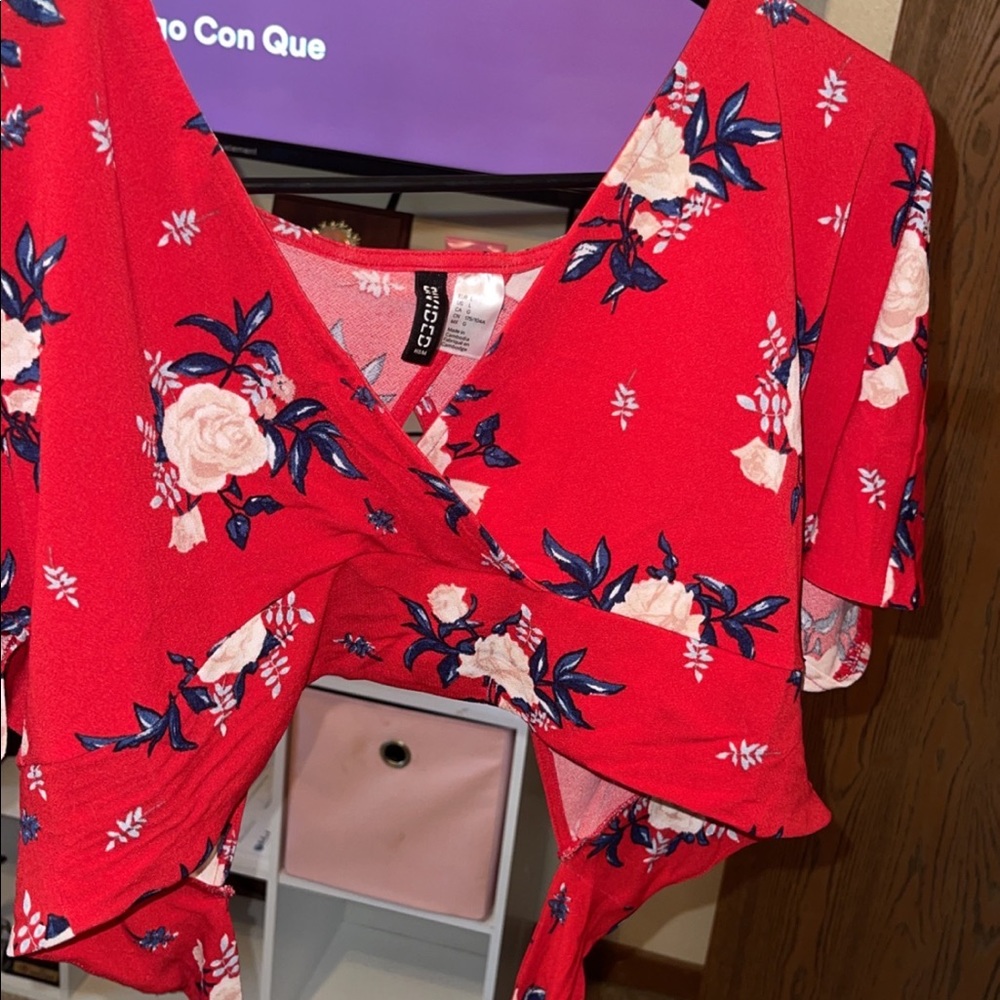 Floral red top
